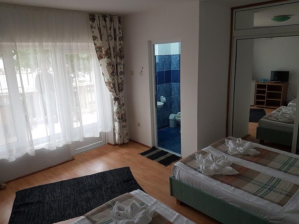 Pensiunea Casa Johnelly Costinesti Bagian luar foto