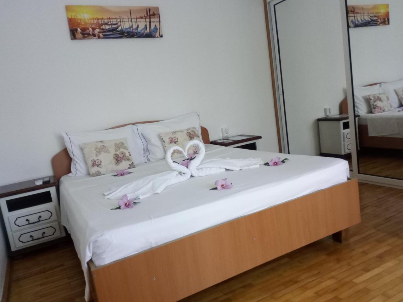 Pensiunea Casa Johnelly Costinesti Bagian luar foto